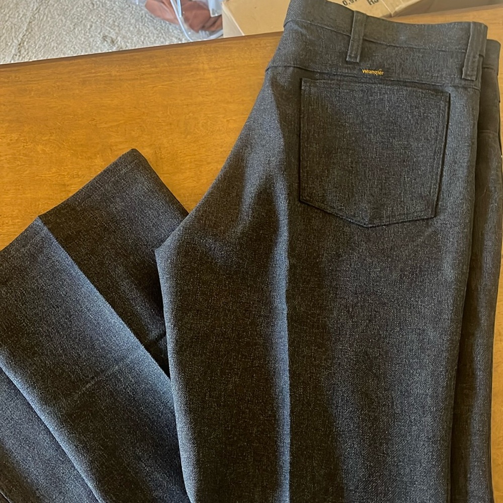 Grey wrangler wranchers